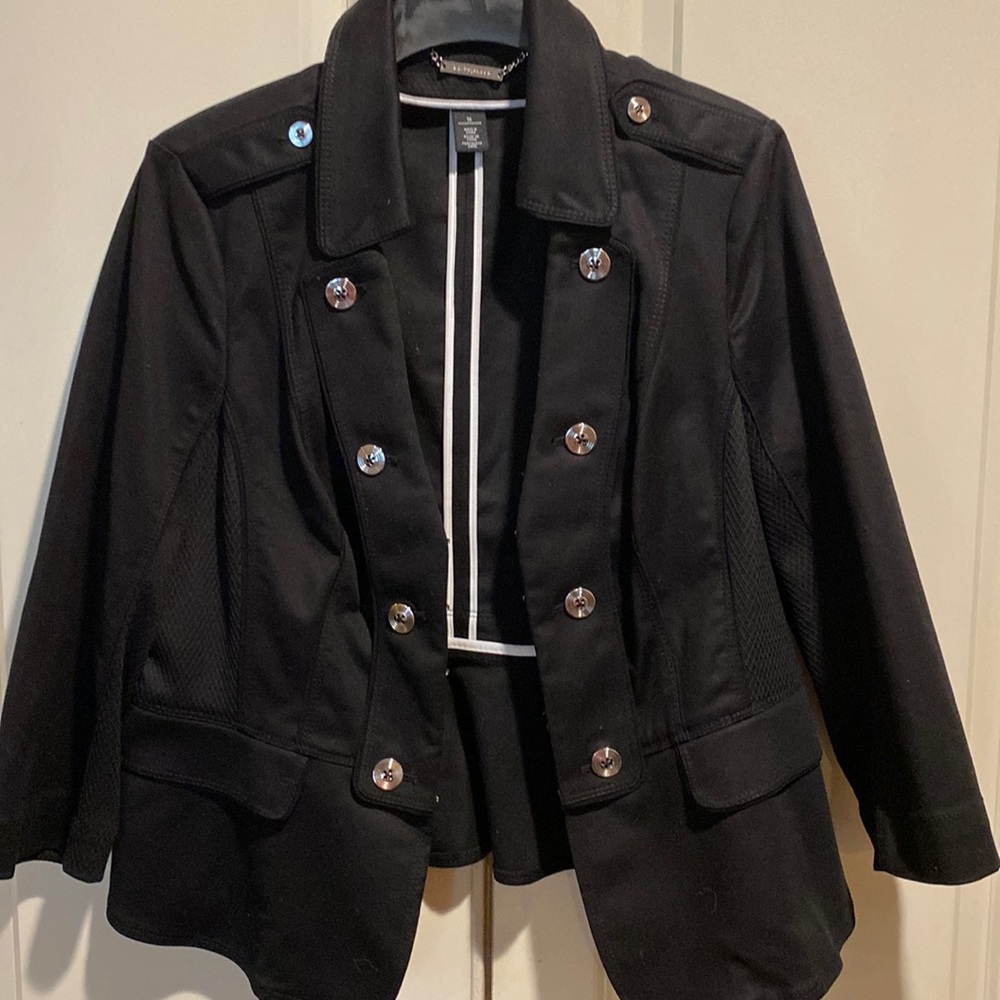 New without tags white black market place jacket size w16
